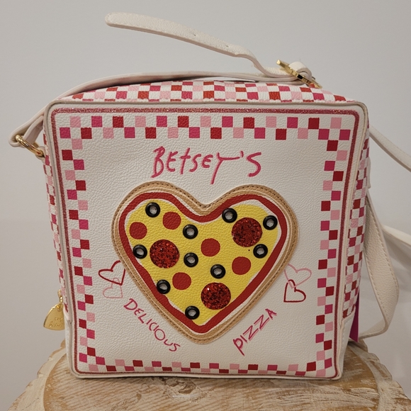 Betsey Johnson Handbags - Betsey Johnson pizza box crossbody bag